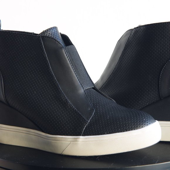 Christie Wedge Sneaker US Size 7 1/2 M - Picture 4 of 8